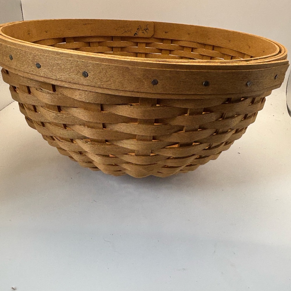 Longaberger Tan and White Woven Basket - Picture 6 of 15